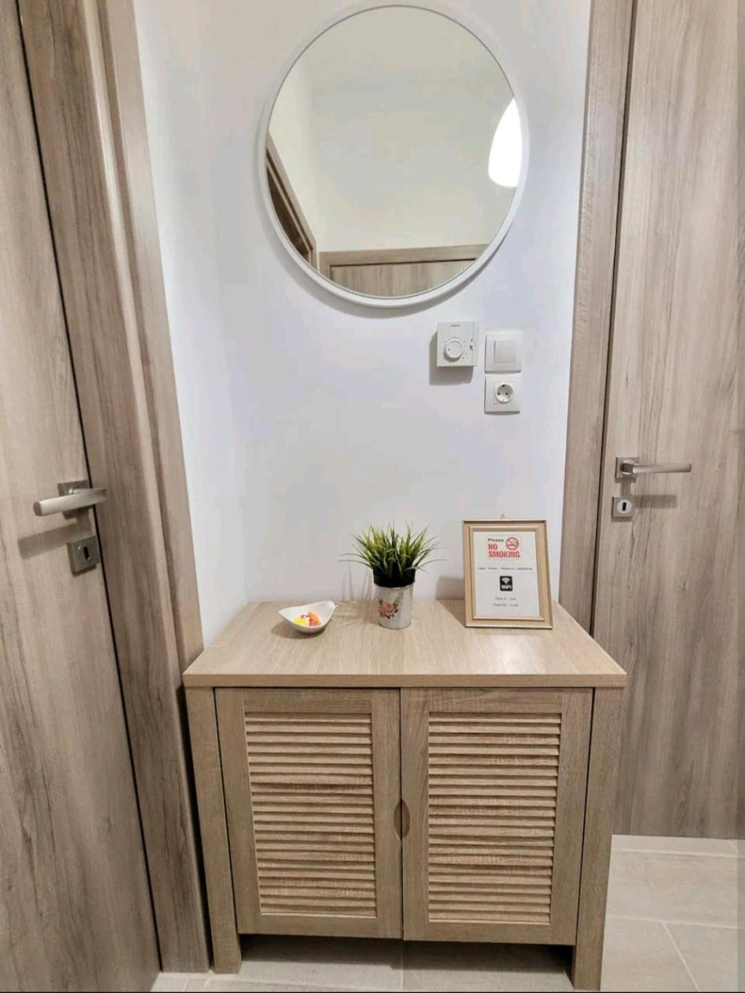 Center River Apartment 플로리나 외부 사진