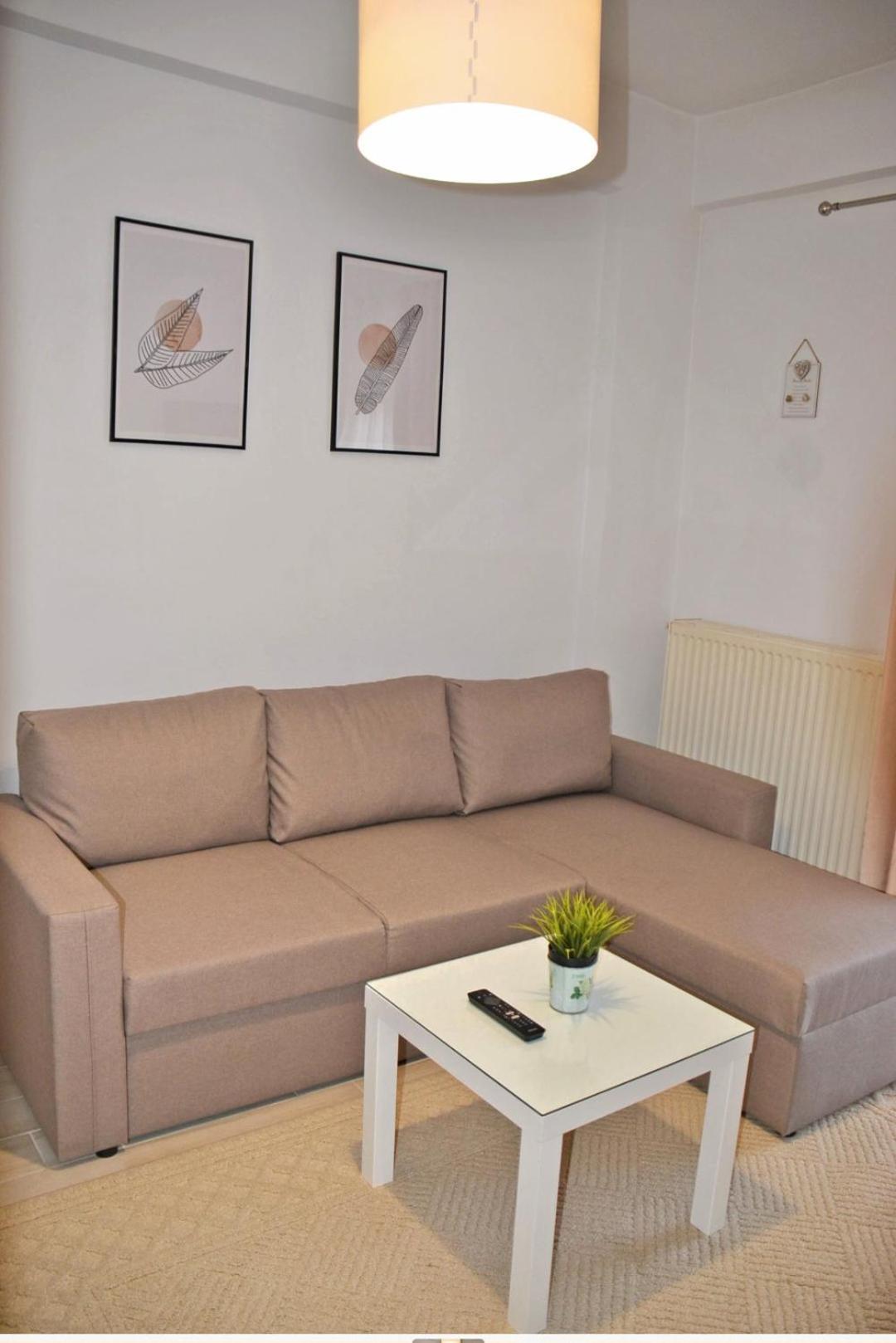 Center River Apartment 플로리나 외부 사진